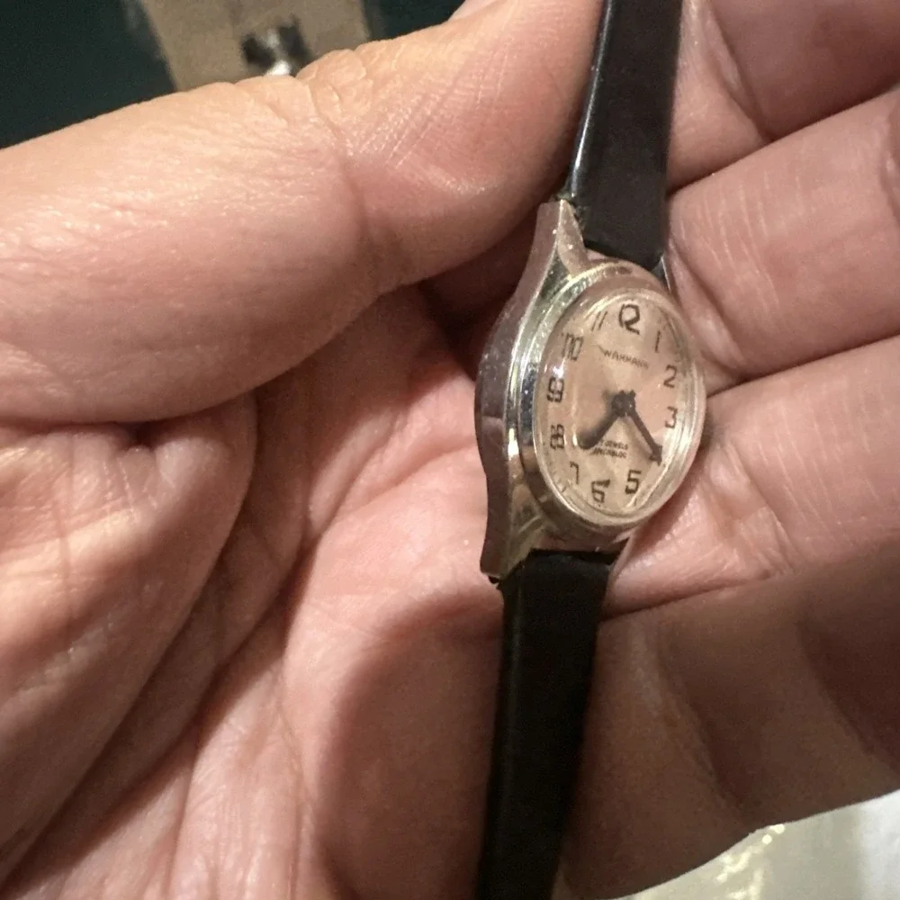 Working Vintage Wakmann Ladies 17 Jewels Manual Wind Watch 24mm Fit 6.5